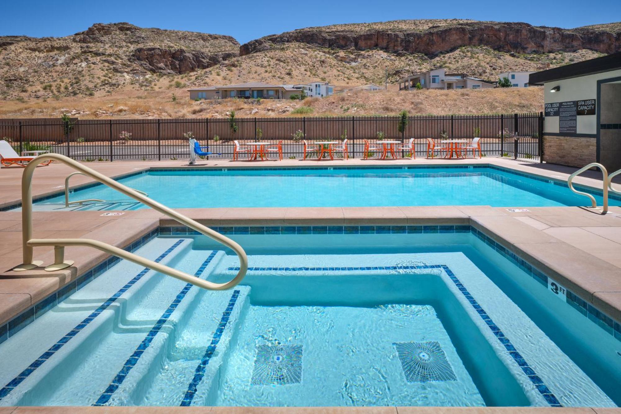 Holiday Inn La Verkin - Zion Park By Ihg Esterno foto
