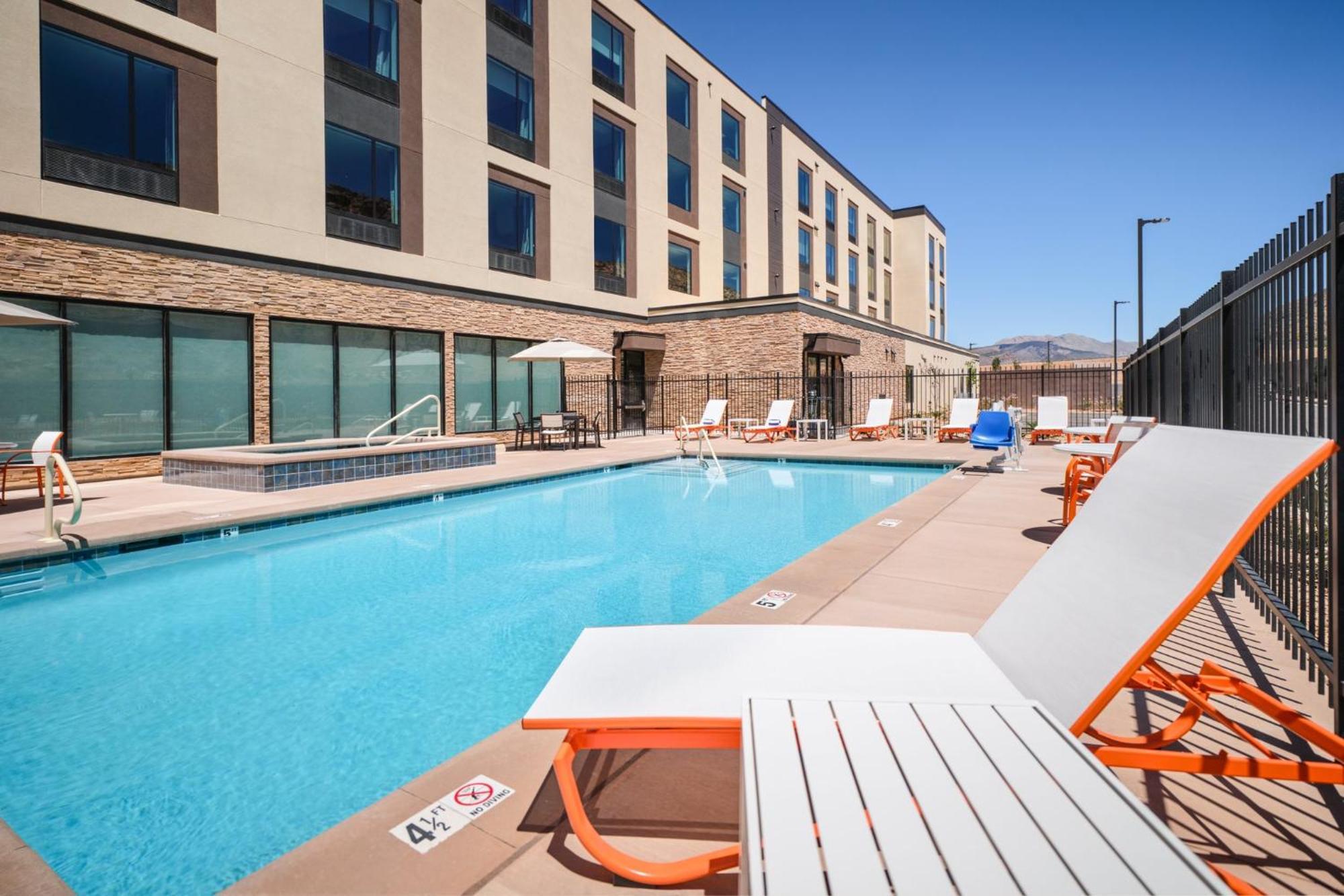 Holiday Inn La Verkin - Zion Park By Ihg Esterno foto